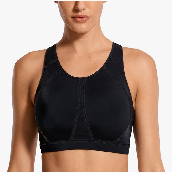 Sleek Black Sports Bra for Women - Picture 1 of 6
